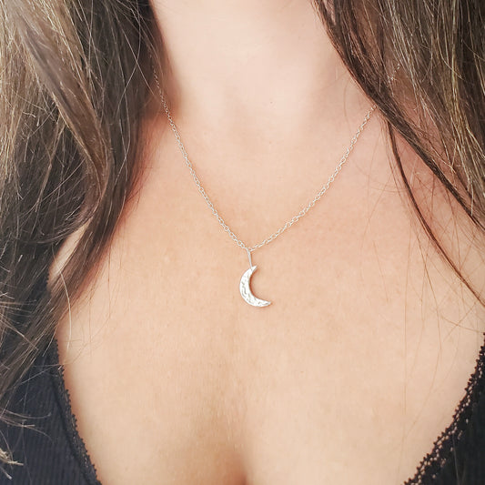 Luna Necklace